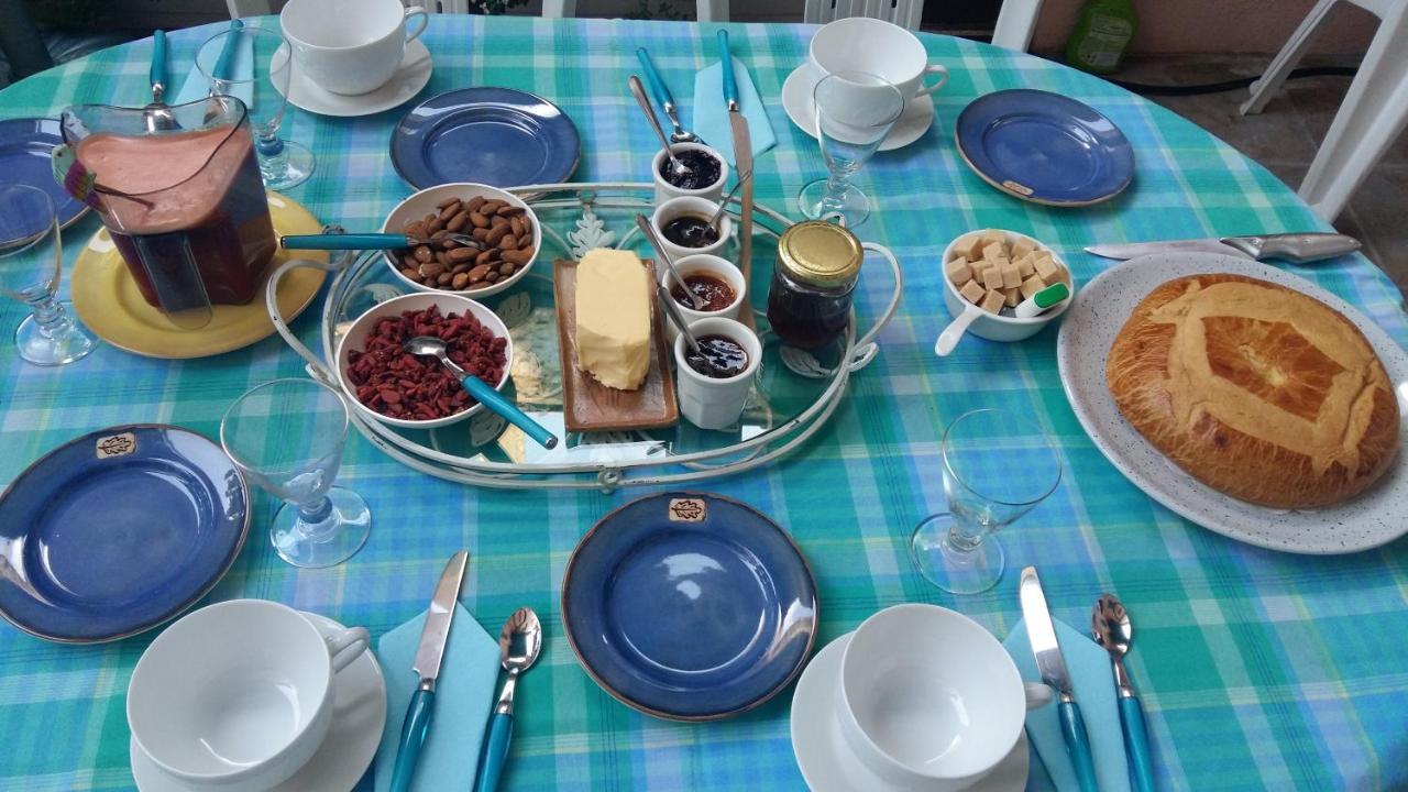 Bed and Breakfast Les Hibiscus Saint-Jean-le-Centenier Esterno foto