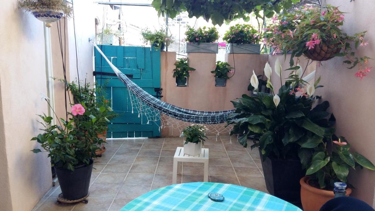 Bed and Breakfast Les Hibiscus Saint-Jean-le-Centenier Esterno foto